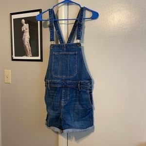 Old Navy shorts overalls